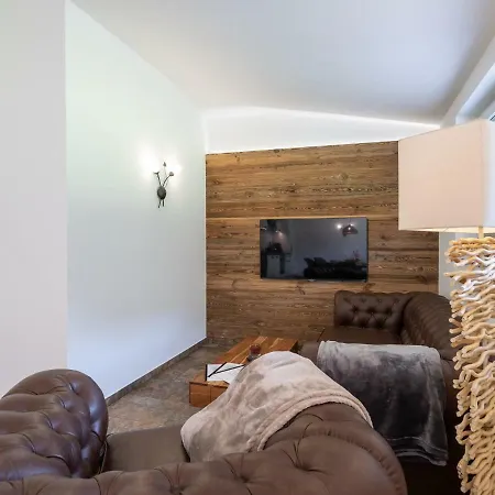 Apartamento In Neukirchen Am Gro Venediger With Balcony
